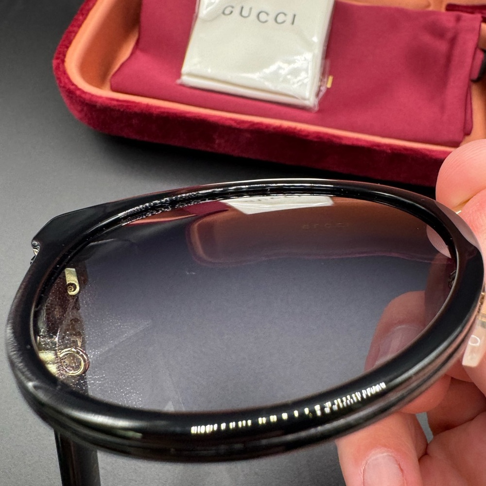 New Gucci GG1027SK 006 Sunglasses Black/Gold/Grey Smoke Gradient Lenses 56mm - Picture 12 of 16